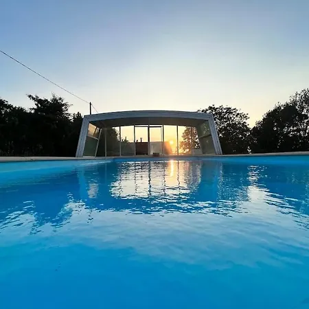 9 Ecluses-canal Du Midi Entier T2 Climatise Avec Piscine * Béziers