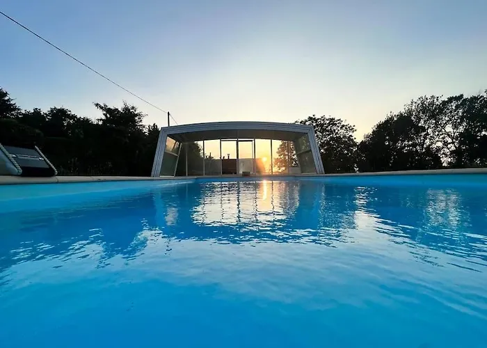 9 Ecluses-canal Du Midi Entier T2 Climatise Avec Piscine * Béziers